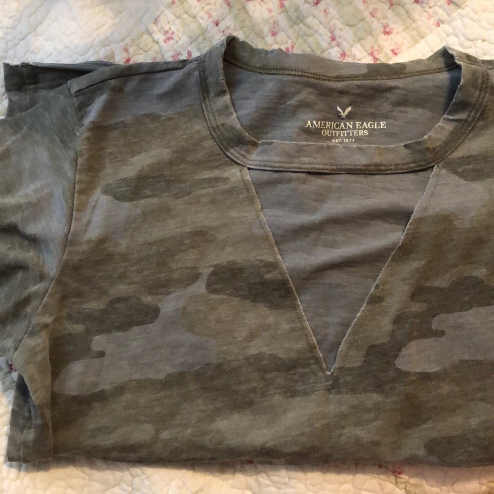 American Eagle Camo T-Shirt